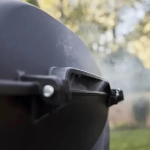Weber Q-2800N гриль газовый с тележкой премиум-класса