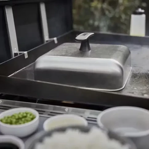 Крышка для жарки Weber  в Сочи