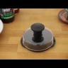 Пресс для бургера Big Green Egg, зелёный  -video